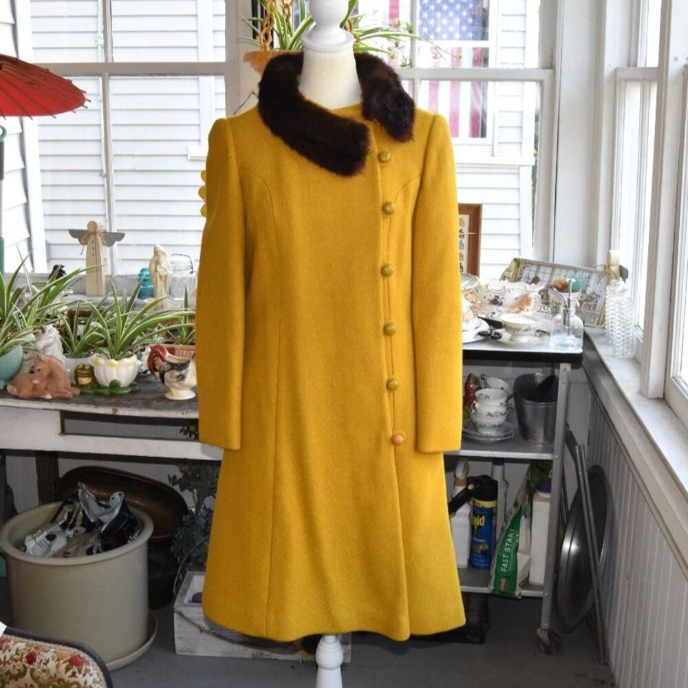 Vintage 1960s Carol Brent Mustard Wool Coat Mink Fur Collar Mod Small